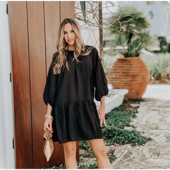 H&M Dresses & Skirts - Black H&M Lightweight Dress Viscose